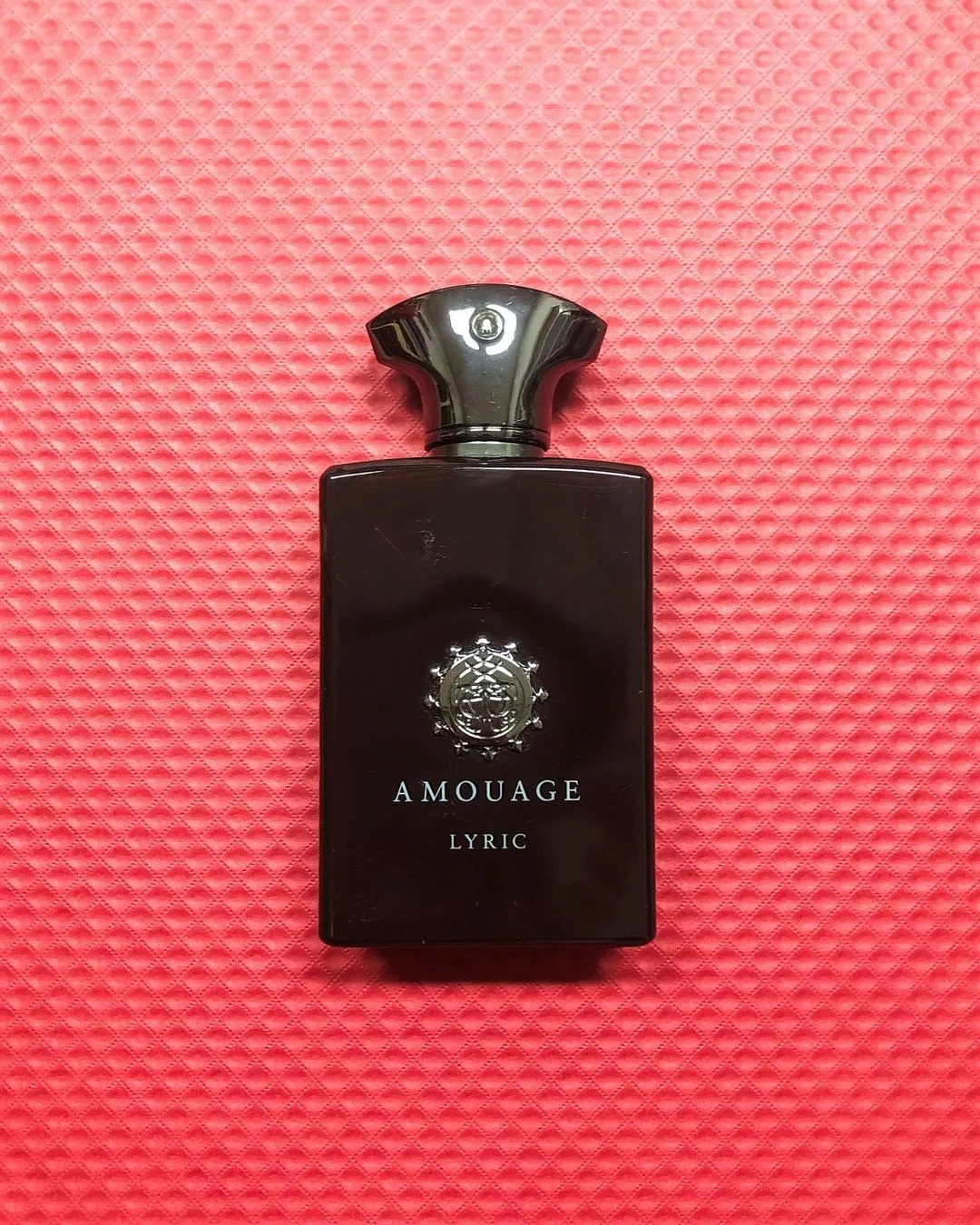 矛盾:Amouage Lyric man 薔薇魅語男