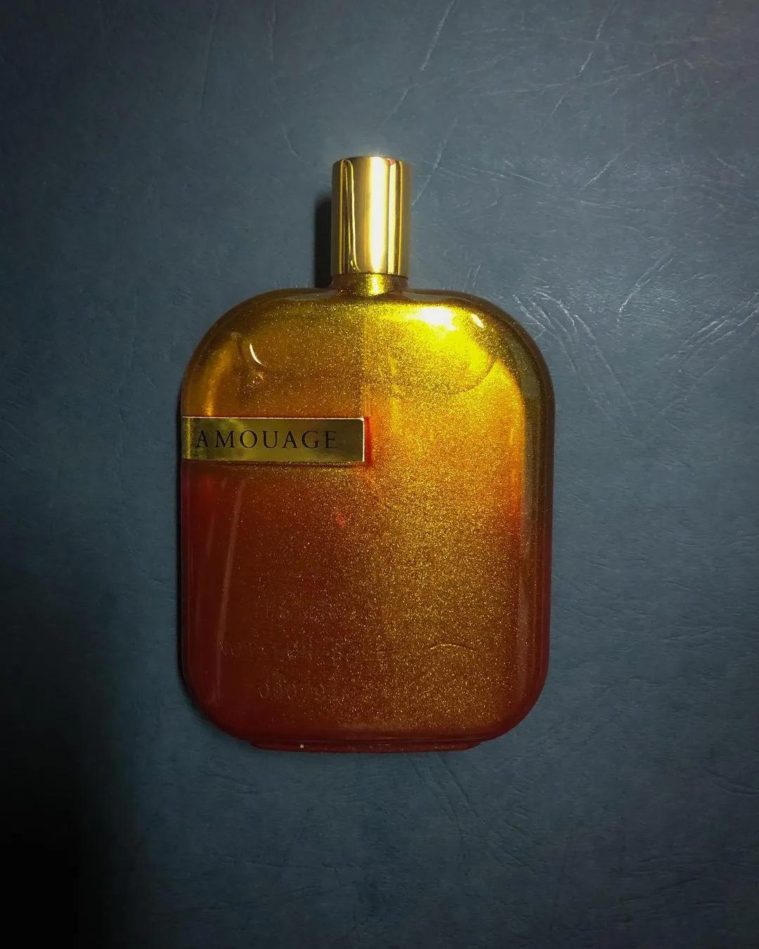 痴人:Amouage Library Collection Opus X (紅色小提琴)